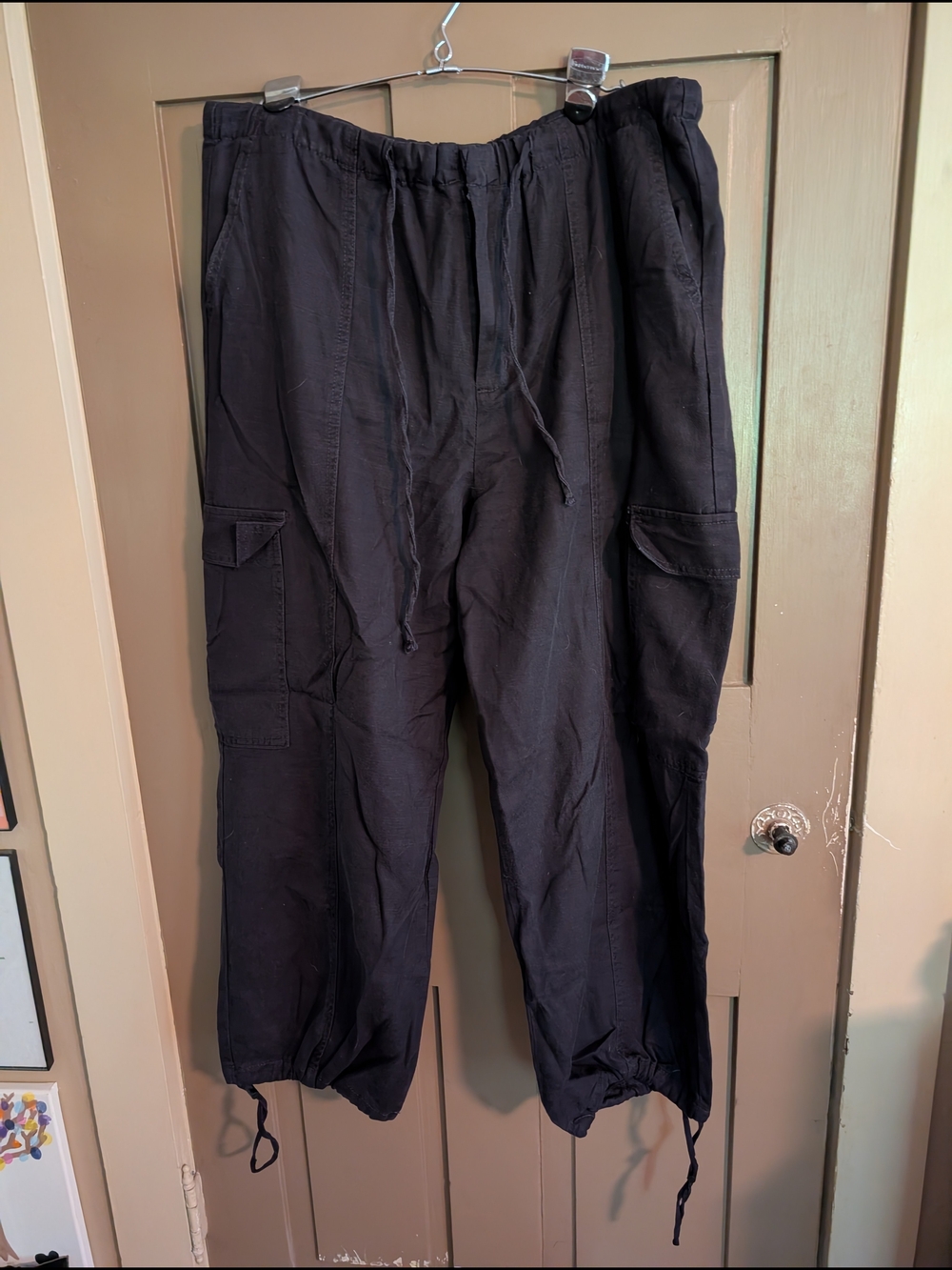 Kensie Black Cargo Parachute Pants with Drawstring - Size 14